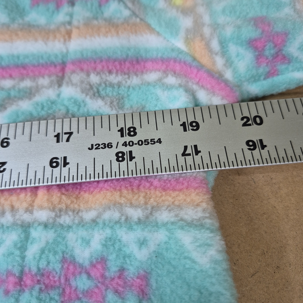 Chubbies Colorful Patterned Pullover - Picture 4 of 8